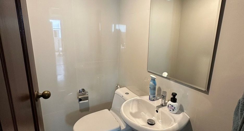 For rent 3 ベッドルーム apartment in Watthana, Bangkok