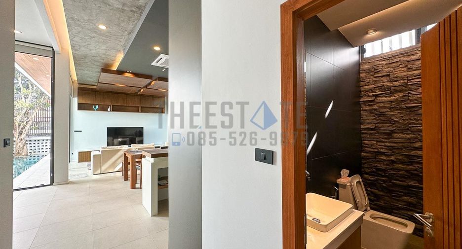 For rent 3 bedrooms house in Mueang Chiang Mai, Chiang Mai