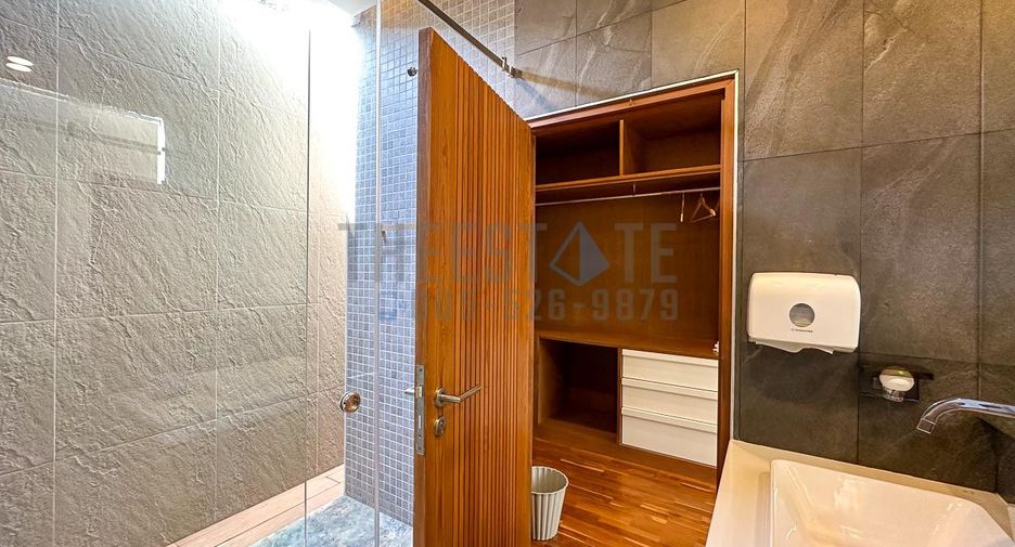 For rent 3 bedrooms house in Mueang Chiang Mai, Chiang Mai