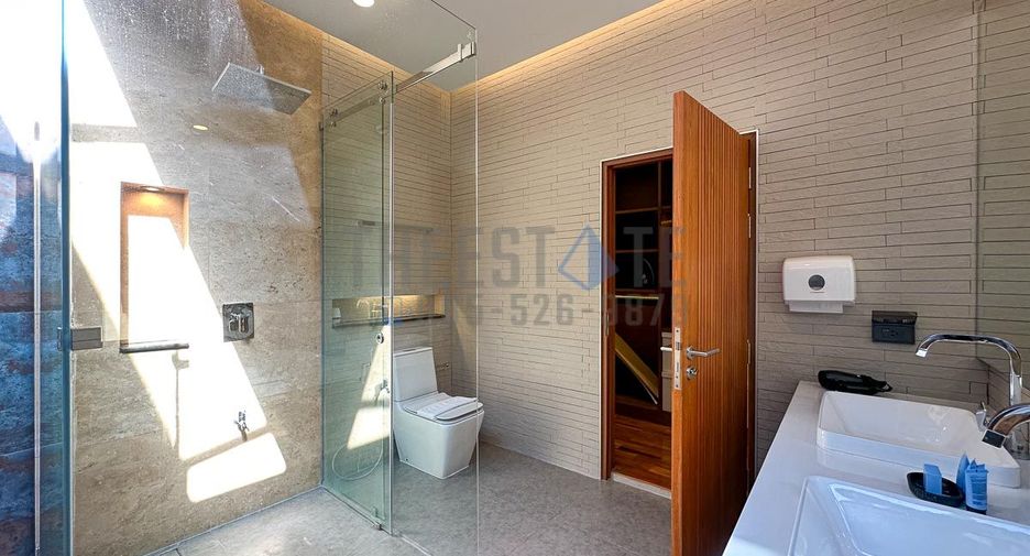 For rent 3 bedrooms house in Mueang Chiang Mai, Chiang Mai