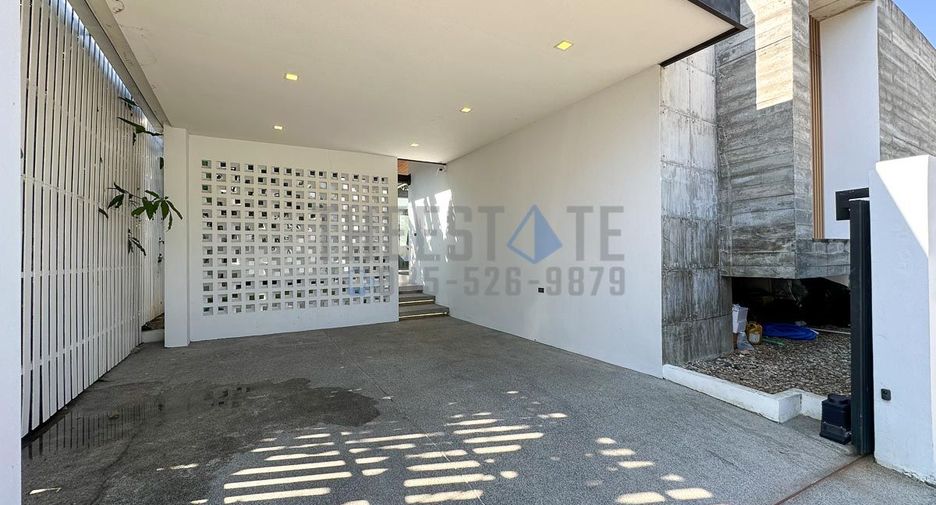 For rent 3 bedrooms house in Mueang Chiang Mai, Chiang Mai