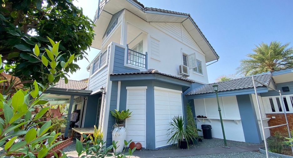 À louer 4 chambres maison à Doi Saket, Chiang Mai