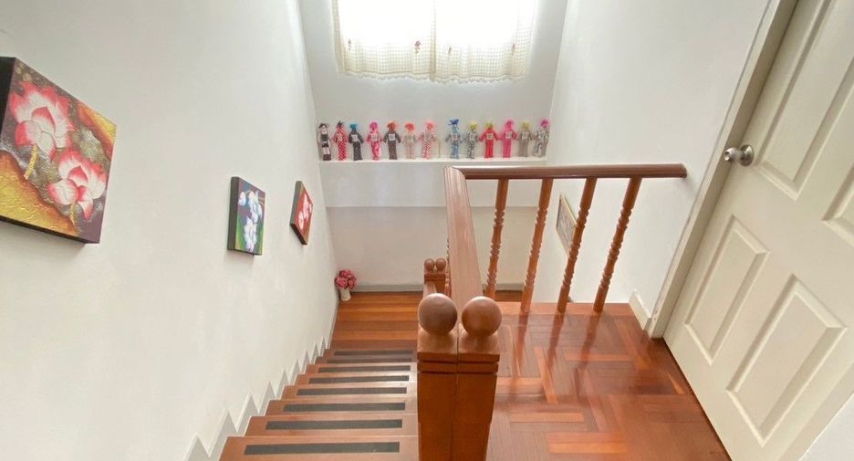À louer 4 chambres maison à Doi Saket, Chiang Mai