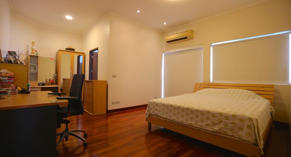 À vendre 5 chambres villa à Si Racha, Chonburi
