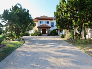 Villa en venta de 5 habitaciones en Si Racha, Chonburi