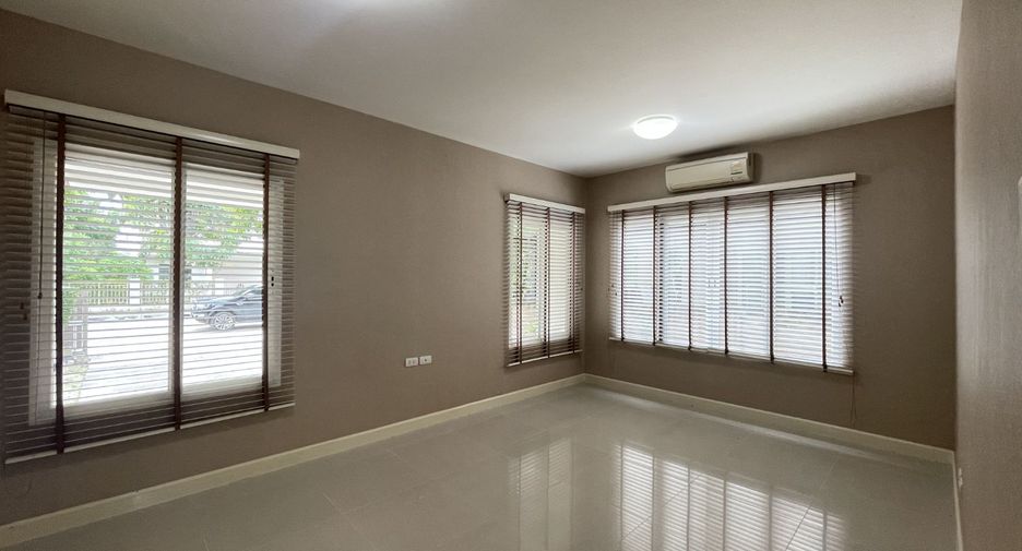 For sale 4 bedrooms house in Prawet, Bangkok