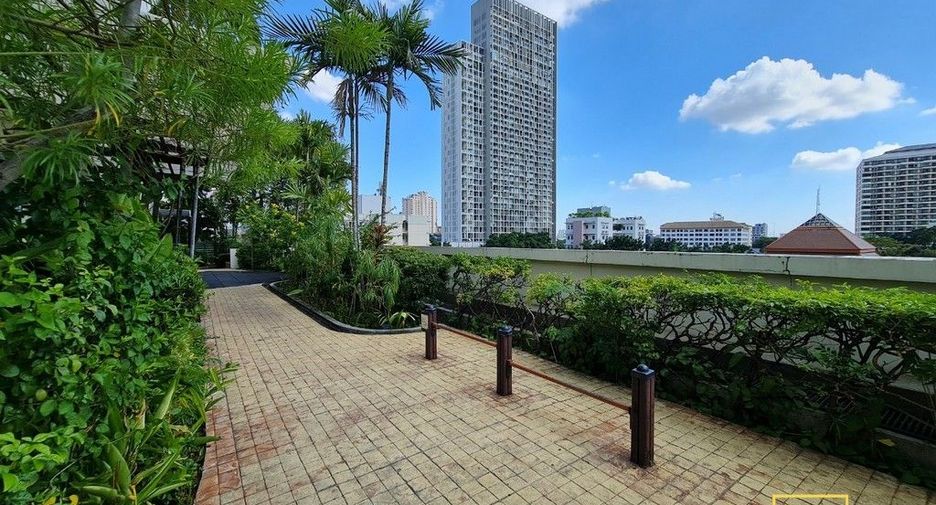 Condo en alquiler de 3 habitaciones en Sathon, Bangkok