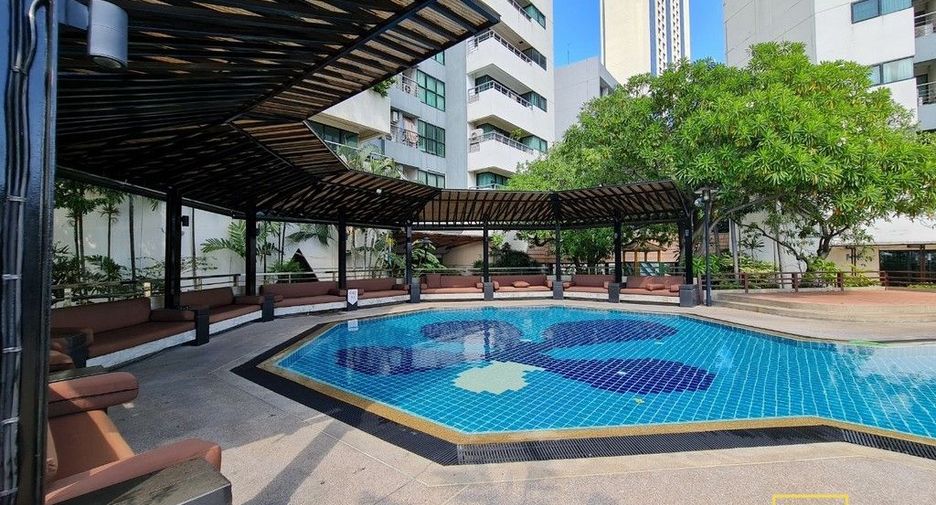 Condo en alquiler de 3 habitaciones en Sathon, Bangkok