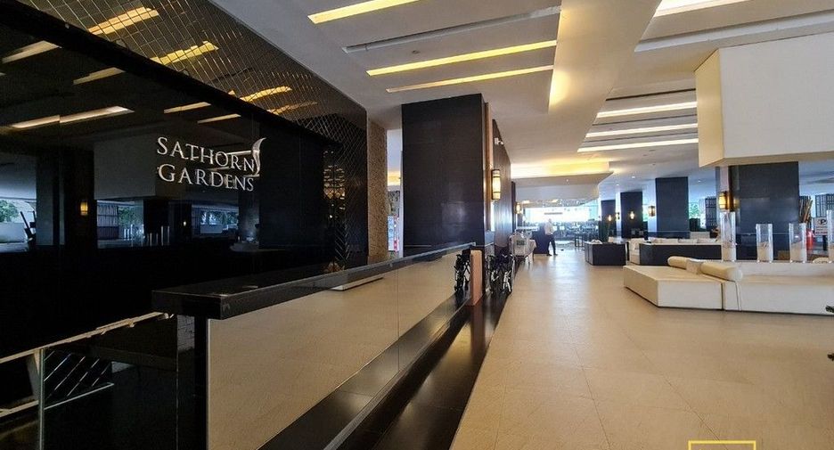 Condo en alquiler de 3 habitaciones en Sathon, Bangkok