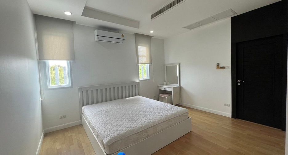 For sale 3 bedrooms villa in Hua Hin, Prachuap Khiri Khan