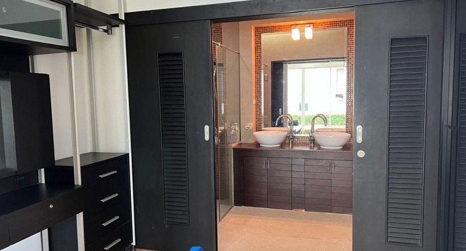 For sale 3 bedrooms villa in Hua Hin, Prachuap Khiri Khan
