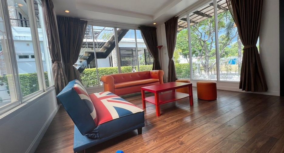 For sale 3 bedrooms villa in Hua Hin, Prachuap Khiri Khan