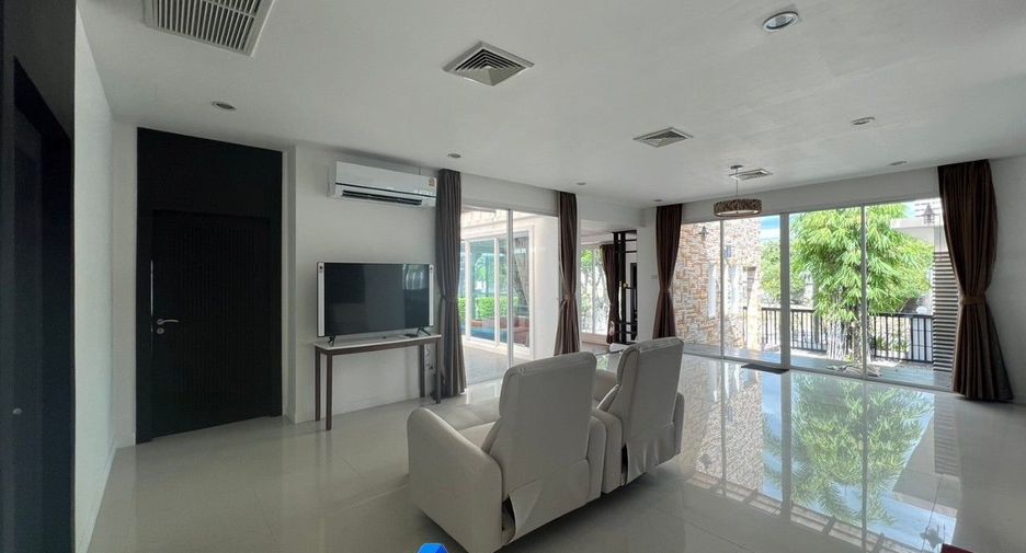 For sale 3 bedrooms villa in Hua Hin, Prachuap Khiri Khan
