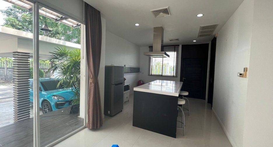 For sale 3 bedrooms villa in Hua Hin, Prachuap Khiri Khan
