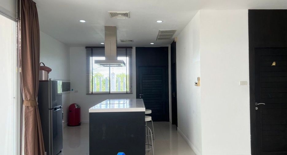 For sale 3 bedrooms villa in Hua Hin, Prachuap Khiri Khan