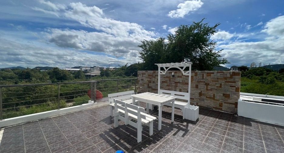 For sale 3 bedrooms villa in Hua Hin, Prachuap Khiri Khan