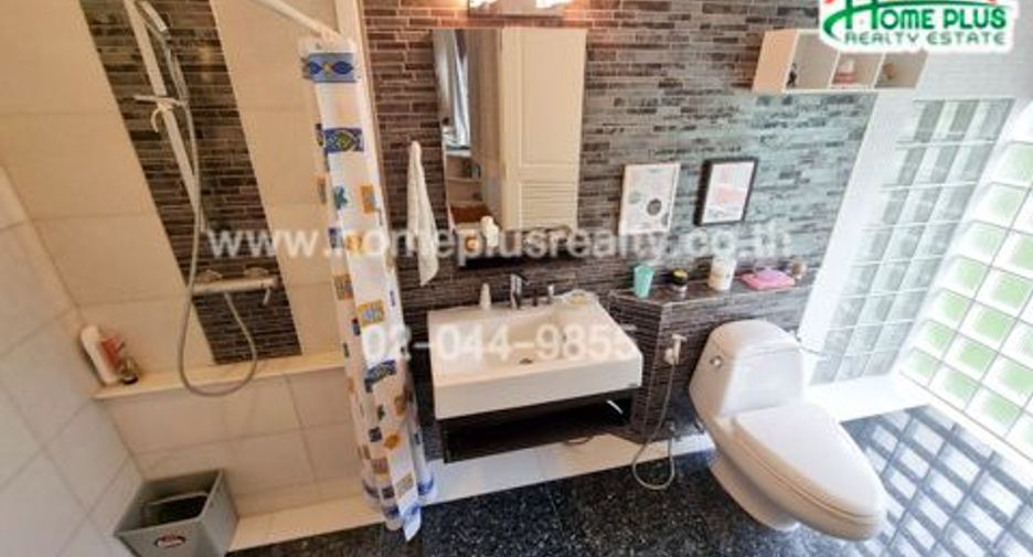 ขาย 4 ห้องนอน บ้านเดี่ยว ใน วังทองหลาง, กรุงเทพฯ