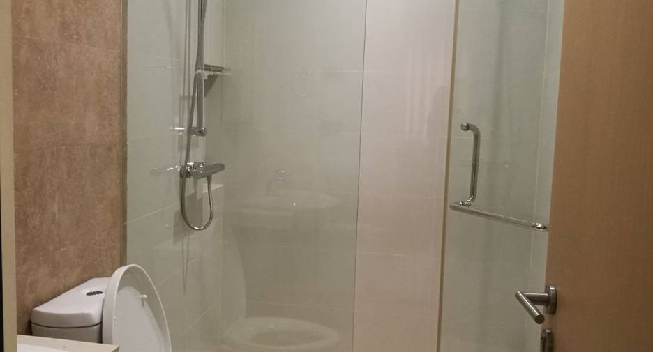 Аренда и продажа 3 спальни апартаменты в Кхлонг Тоеи, Бангкок