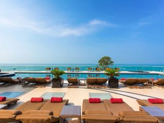 For sale 164 bed hotel in Pratumnak, Pattaya