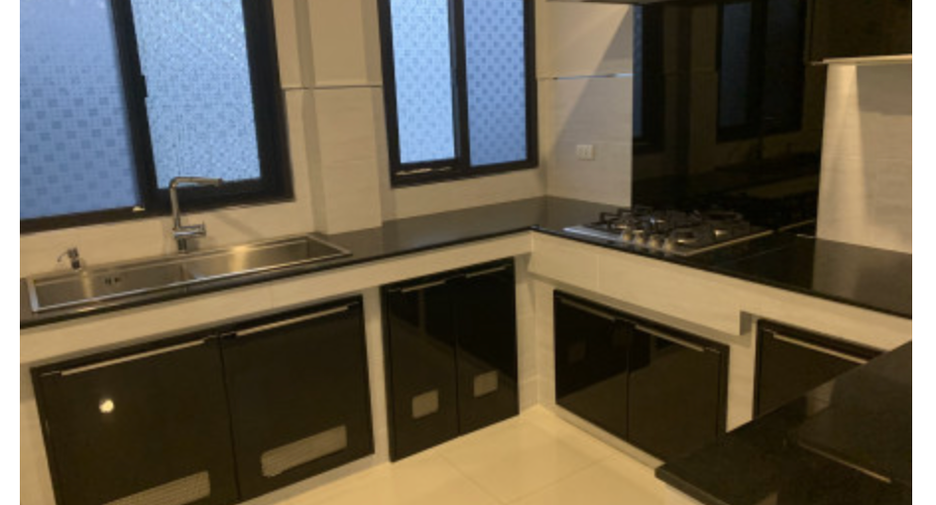 出租 5 卧室 独立屋 在 Bang Phli, Samut Prakan
