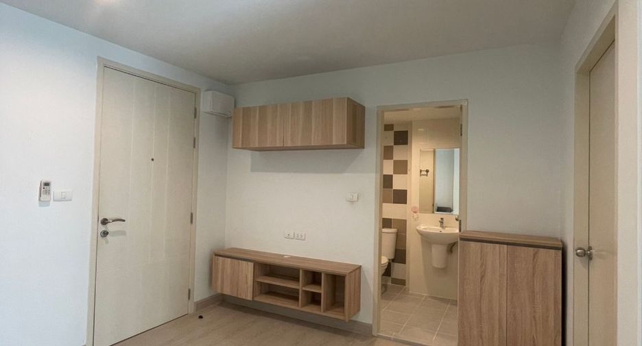 For sale 1 Beds condo in Chom Thong, Bangkok