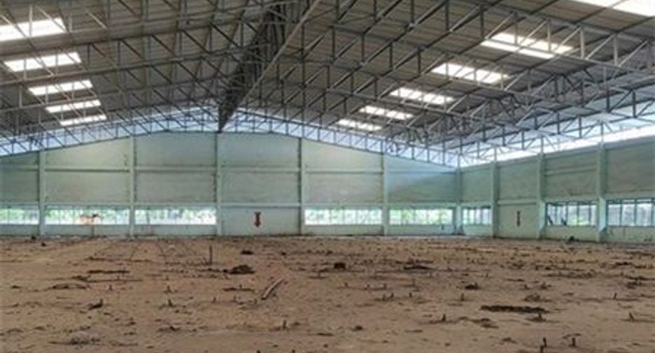 For sale warehouse in Kamalasai, Kalasin