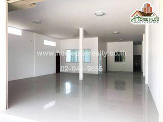 For sale 2 bed retail Space in Tha Yang, Phetchaburi