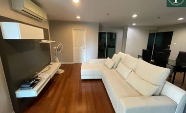 For rent 3 bedrooms condo in Huai Khwang, Bangkok