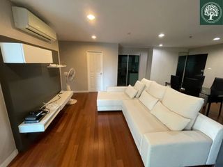 For rent 3 bedrooms condo in Huai Khwang, Bangkok