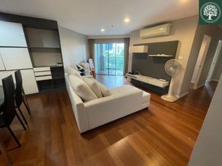 For rent 3 bedrooms condo in Huai Khwang, Bangkok