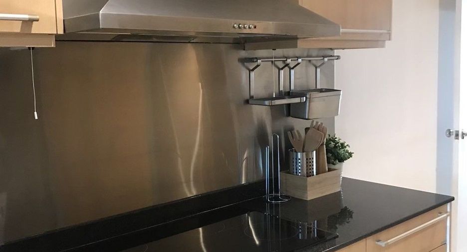 For rent 3 ベッドルーム condo in Watthana, Bangkok