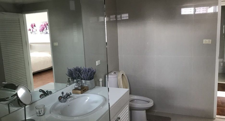 For rent 3 ベッドルーム condo in Watthana, Bangkok