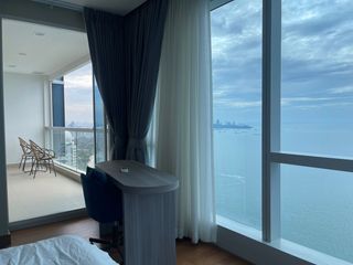 Condo en alquiler de 3 habitaciones en Bang Lamung, Chonburi