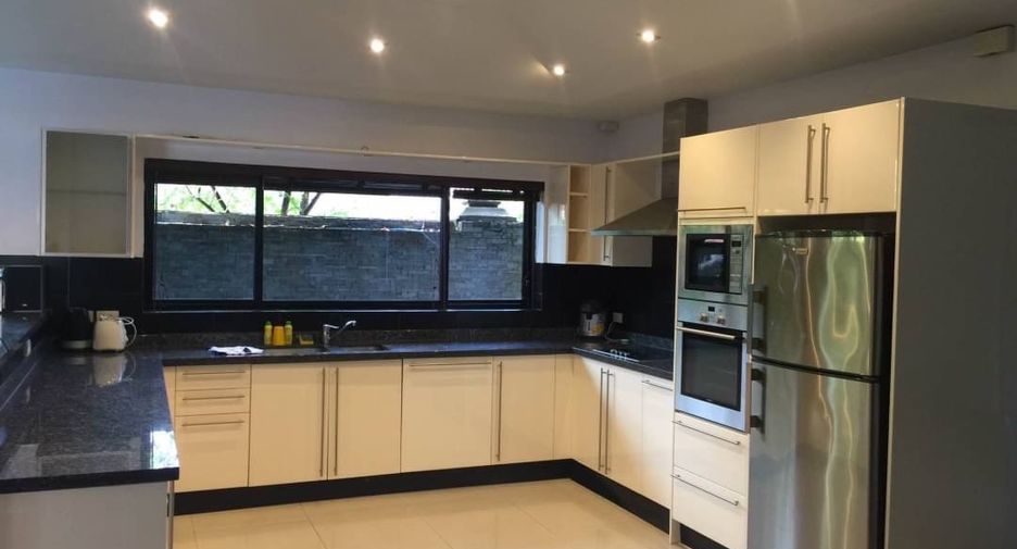 For rent 3 bed villa in Jomtien, Pattaya