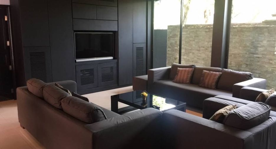 For rent 3 bed villa in Jomtien, Pattaya
