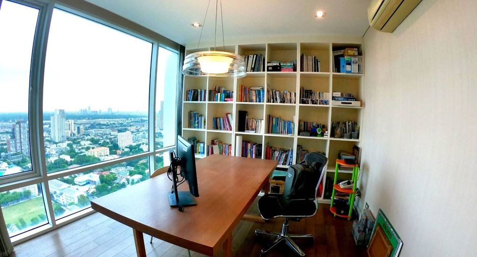 ขาย 4 ห้องนอน คอนโด ใน คลองเตย, กรุงเทพฯ