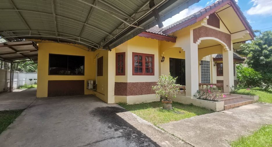 For rent and for sale 4 bedrooms house in San Sai, Chiang Mai