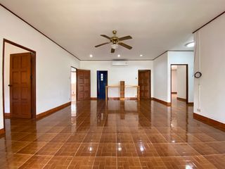Haus zur Miete und zum Kauf mit 4 Zimmer in San Sai, Chiang Mai