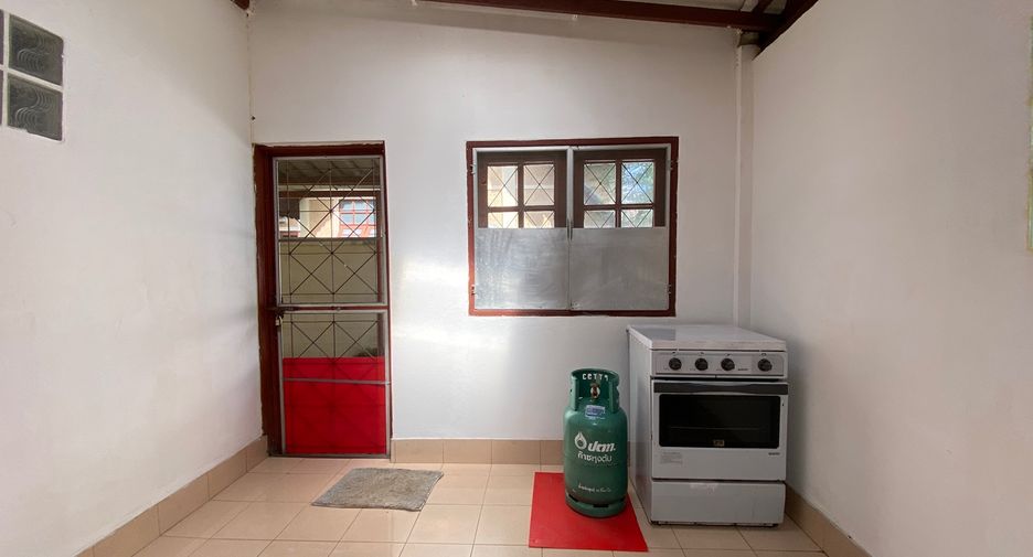 For rent and for sale 4 bedrooms house in San Sai, Chiang Mai