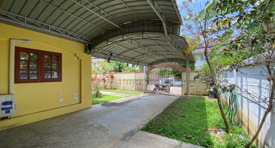 For rent and for sale 4 bedrooms house in San Sai, Chiang Mai