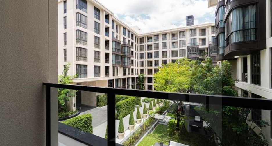 For rent 2 bedrooms condo in Watthana, Bangkok