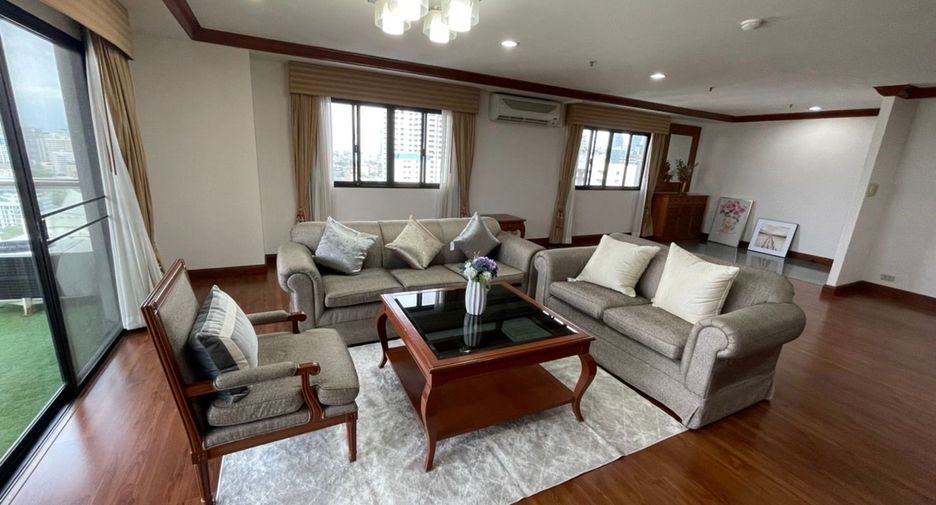 Apartamento con servicios en alquiler de 3 habitaciones en Watthana, Bangkok