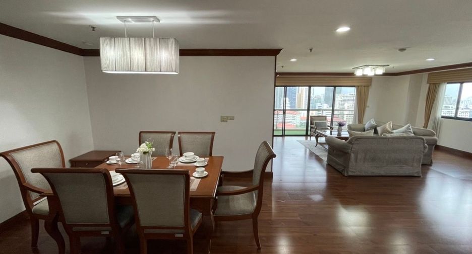 Apartamento con servicios en alquiler de 3 habitaciones en Watthana, Bangkok