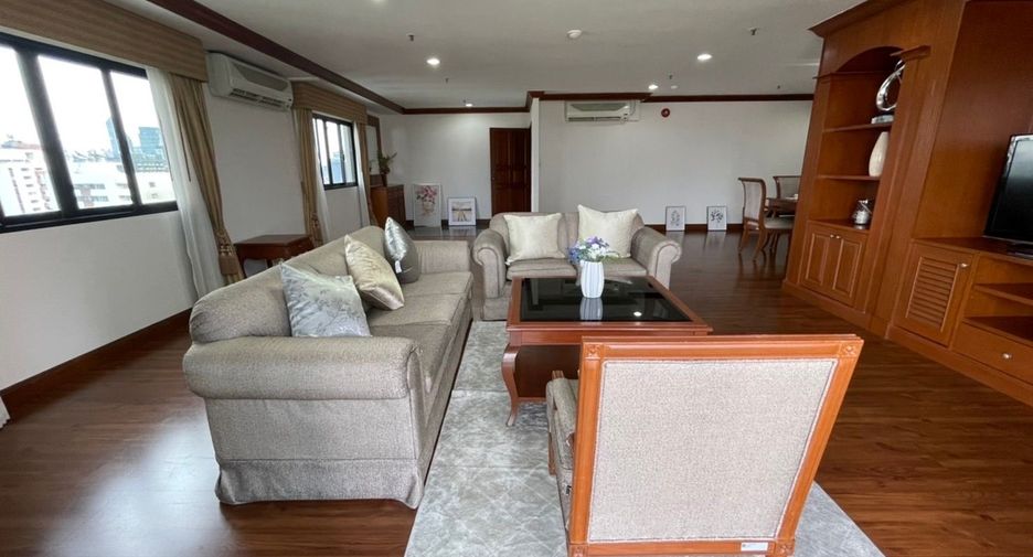 Apartamento con servicios en alquiler de 3 habitaciones en Watthana, Bangkok