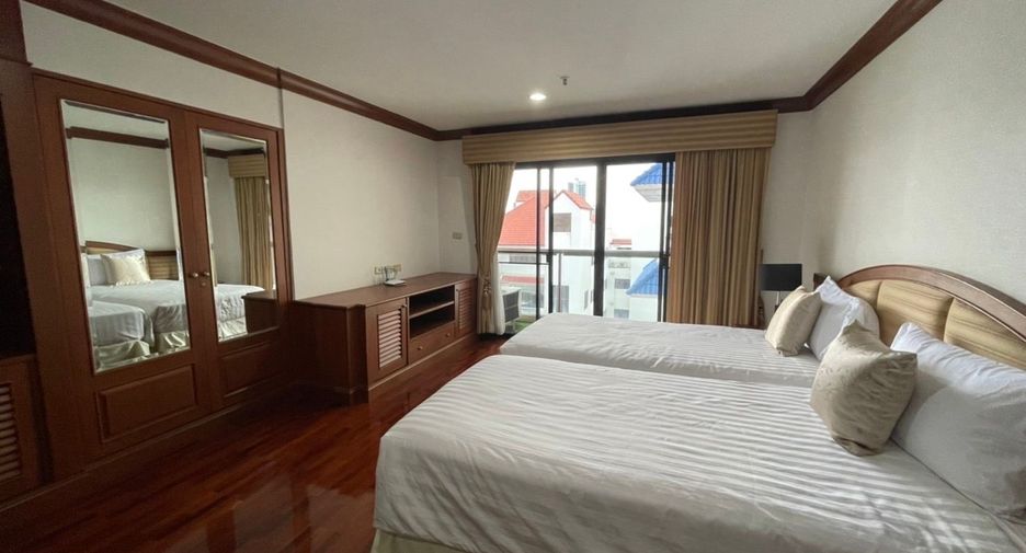 Apartamento con servicios en alquiler de 3 habitaciones en Watthana, Bangkok