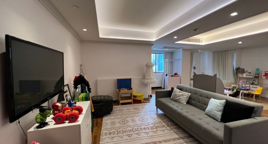 Apartamento en alquiler de 4 habitaciones en Watthana, Bangkok