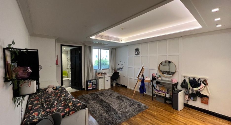 Apartamento en alquiler de 4 habitaciones en Watthana, Bangkok