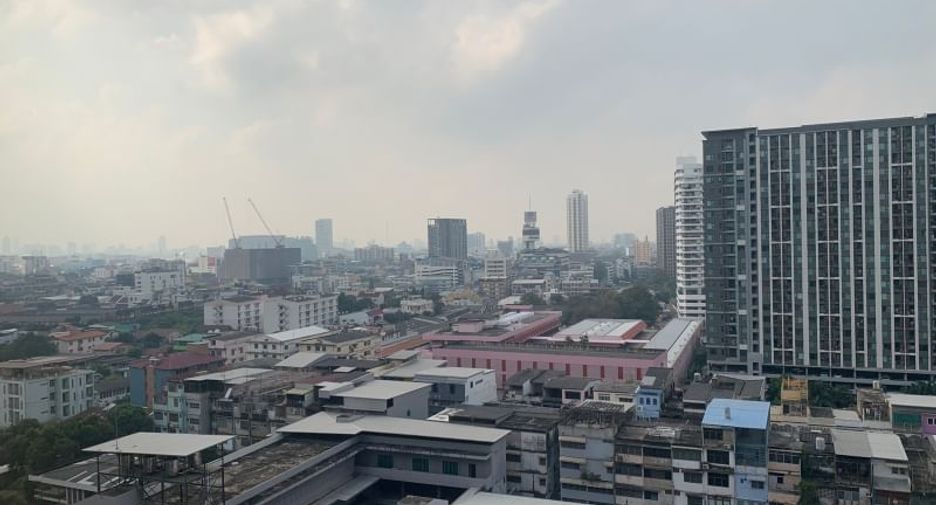 À vendre 2 chambres condo à Bang Phlat, Bangkok