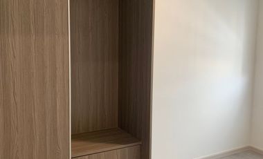 Wohnung zum Kauf mit 2 Zimmer in Bang Phlat, Bangkok