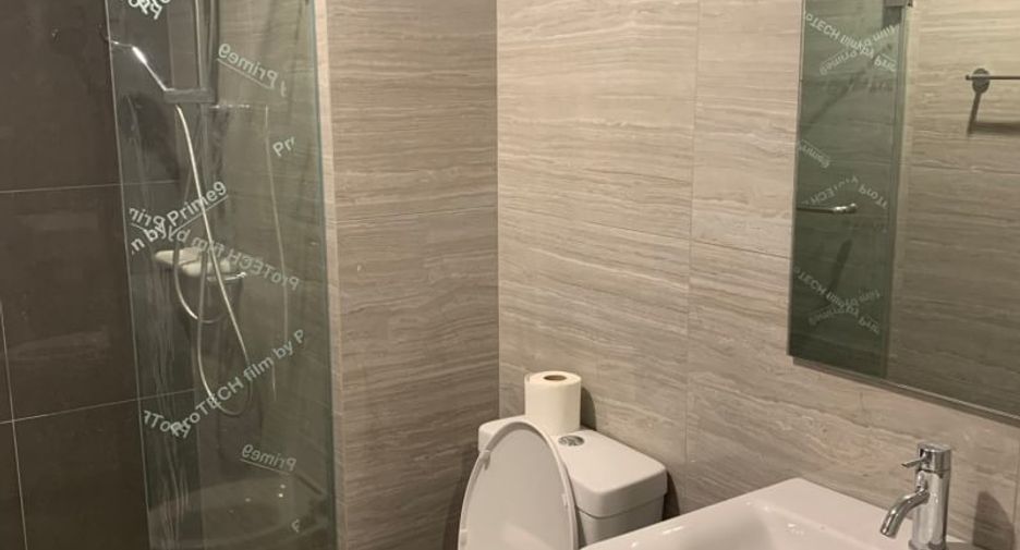 À vendre 2 chambres condo à Bang Phlat, Bangkok